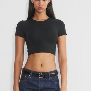 Babaton Contour Cropped T-shirt